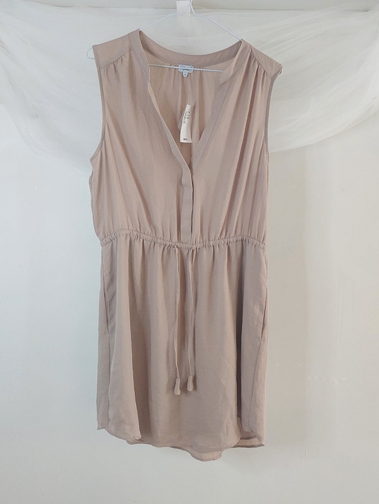Kismet Dresses & Skirts - KISMET Tan Sleeveless V-Neck Drawstring Waist Tank Mini Dress, Size Large